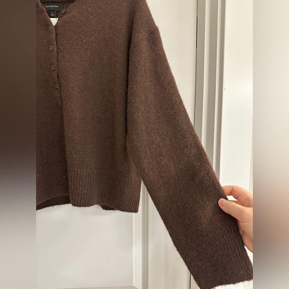 Banana Republic Brown Women's Sweater - Picture 3 of 5